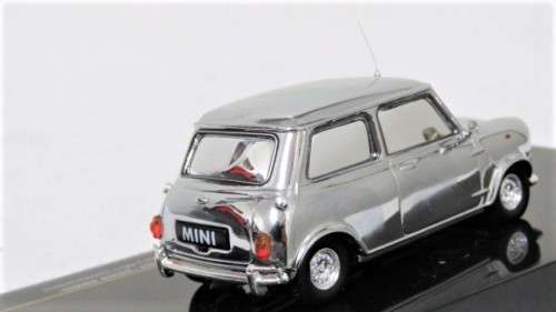 Boxed Ixo Models Die Cast Mini Cooper 1999 `David Bowie` 40th Anniversary Mini Celebrations 1:43