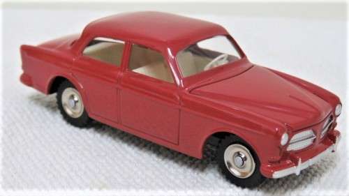 Boxed Dinky Toys DeAgostini Die Cast Volvo 122S #184 Scale 1:43 L: 98 mm