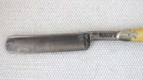 Vintage Boxed Kropp Cutthroat Straight Razor Bakelite Handle Made in England Ground in Hamburg 24 cm