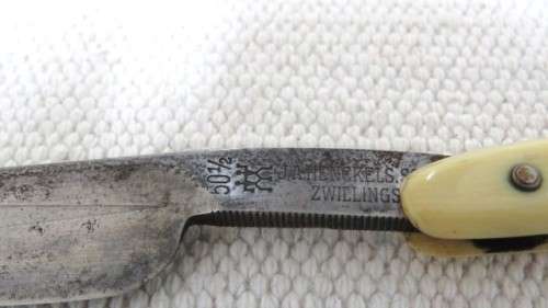 Vintage J.A. Henckels Solingen Zwillingswerk Cutthroat Razor Original Box Decorated Handle 23,5 cm