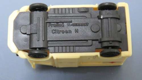 3 Vintage Miniature Plastic Car Models (2 x Eko, 1 x Praline) No Boxes See Description SOLD AS IS