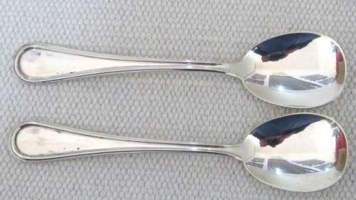 Two Fabulous Vintage Silver (.800) Sugar Spoons Stamped ` Z 800 30 PD` L: 125 mm (44 g)