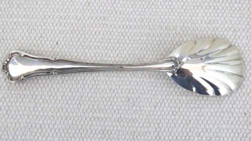Vintage Silver (.800) Sugar Spoon Scalloped Shell Bowl - Marked `393 AL AFB 800` L: 130 mm (23 g)