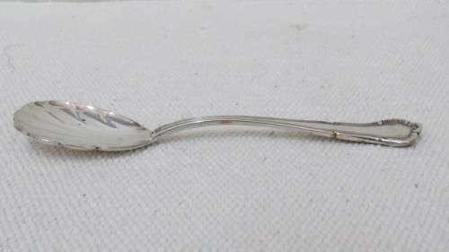 Vintage Silver (.800) Sugar Spoon Scalloped Shell Bowl - Marked `393 AL AFB 800` L: 130 mm (23 g)
