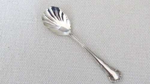 Vintage Silver (.800) Sugar Spoon Scalloped Shell Bowl - Marked `393 AL AFB 800` L: 130 mm (23 g)