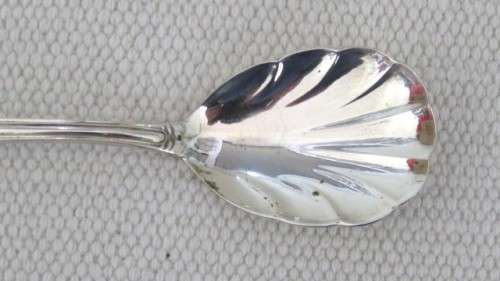 Vintage Silver (.800) Sugar Spoon Scalloped Shell Bowl - Marked `393 AL AFB 800` L: 130 mm (23 g)