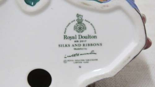 Superb Rare Vintage 1948 Royal Doulton `Silks And Ribbons` Porcelain Figurine HN 2017 130 x 160 mm