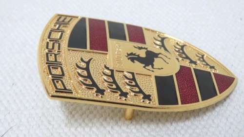 Superb Boxed Vintage Porsche Hood Metal/Enamel Decal Badge Made By Deumer, Germany 69 x 50 mm