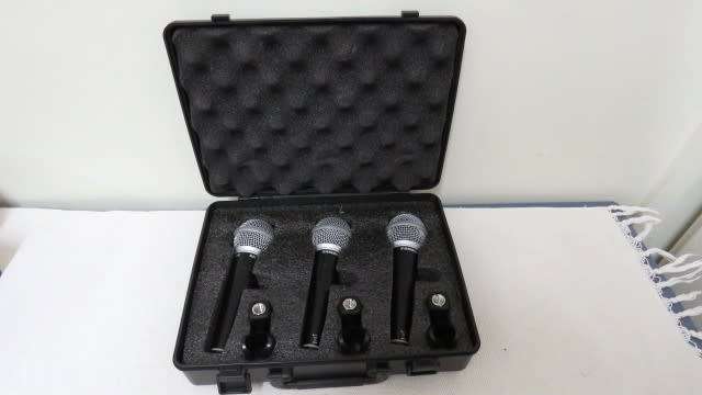 Vintage Cased Set Of Three Samson R21 Dynamic Vocal Microphones With Mic Clips In Working Order