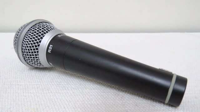 Vintage Cased Set Of Three Samson R21 Dynamic Vocal Microphones With Mic Clips In Working Order