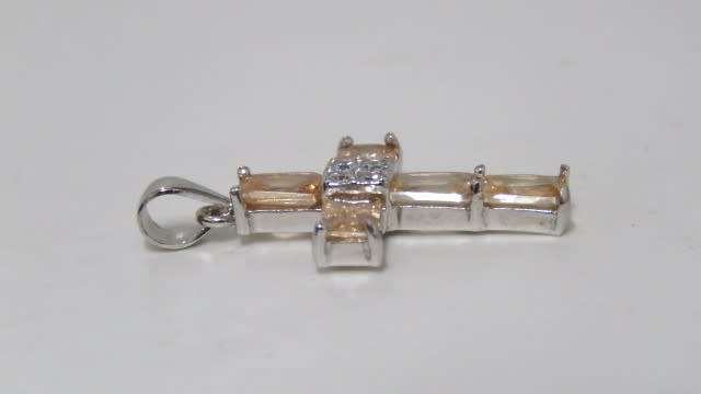 Vintage Sterling Silver 925 Cross Pendant Rectangular Cut Peach Stones/Clear Round Stones (2.8 g)