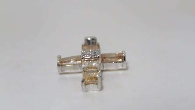 Vintage Sterling Silver 925 Cross Pendant Rectangular Cut Peach Stones/Clear Round Stones (2.8 g)