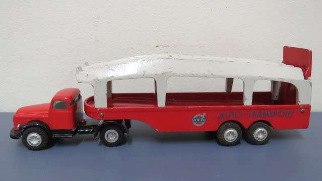 Vintage Tekno Die Cast Volvo `Auto-Transport` Truck #431 With Ramp No Box l: 255 mm SOLD AS IS