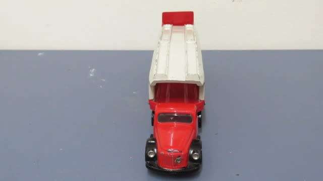 Vintage Tekno Die Cast Volvo `Auto-Transport` Truck #431 With Ramp No Box l: 255 mm SOLD AS IS