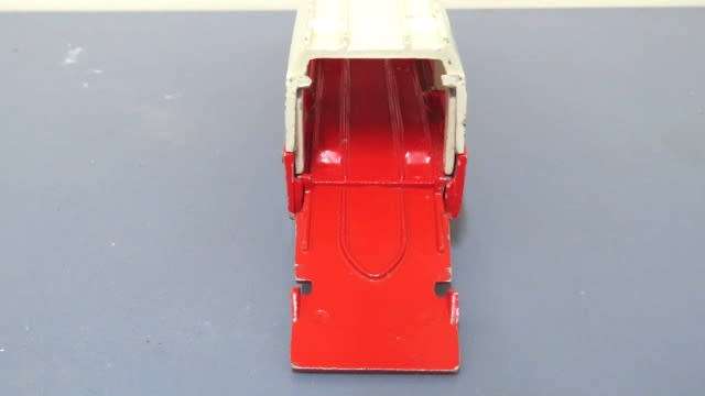 Vintage Tekno Die Cast Volvo `Auto-Transport` Truck #431 With Ramp No Box l: 255 mm SOLD AS IS