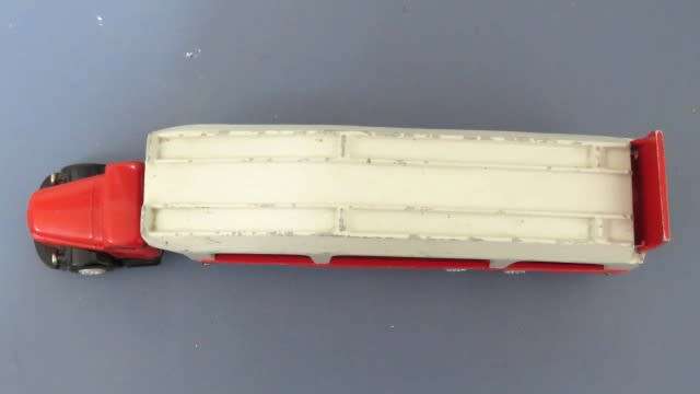 Vintage Tekno Die Cast Volvo `Auto-Transport` Truck #431 With Ramp No Box l: 255 mm SOLD AS IS