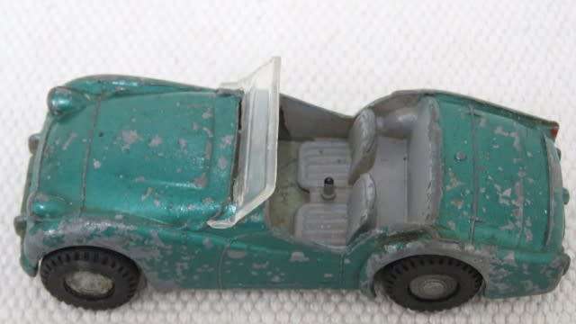 Vintage Spot-On (Models By Triang) Die Cast Triumph T.R.3 No Box Scale 1:42 L: 90 mm SOLD AS IS