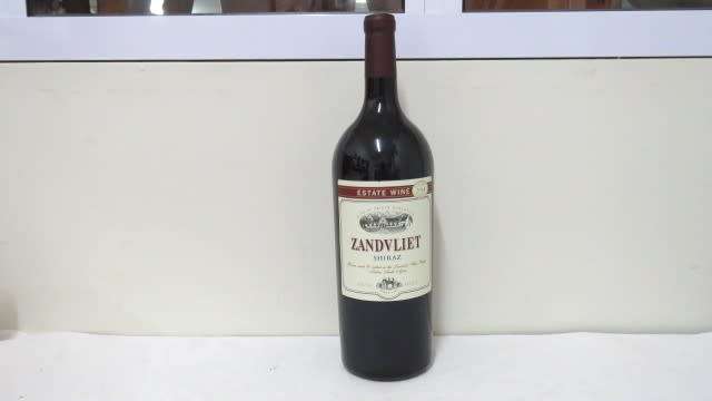 Sealed 1500ml Bottle of Zandvliet 2014 Shiraz In Wooden Crate