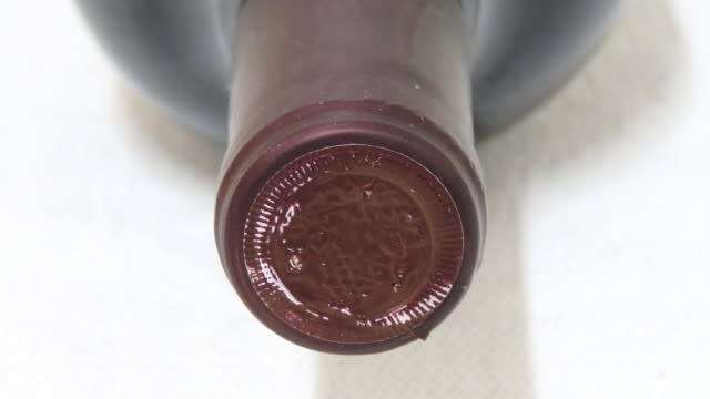 Sealed 1500ml Bottle of Zandvliet 2014 Shiraz In Wooden Crate