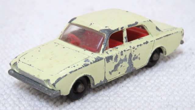 Awesome Vintage Lesney Matchbox Series No. 45 Die Cast Ford Corsair Scale 1:64 No Box SOLD AS IS