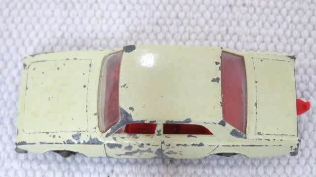 Awesome Vintage Lesney Matchbox Series No. 45 Die Cast Ford Corsair Scale 1:64 No Box SOLD AS IS