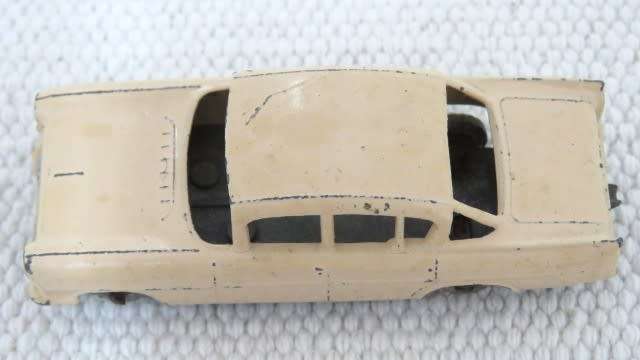 Fabulous Vintage Lesney Die Cast Vauxhall Cresta No. 22 No Box Scale 1:64 L: 66 mm SOLD AS IS