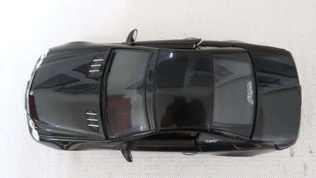 Superb Vintage Maisto Die Cast Mercedes SL55 AMG No Box Scale 1:18 L: 258 mm