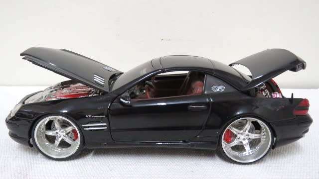 Superb Vintage Maisto Die Cast Mercedes SL55 AMG No Box Scale 1:18 L: 258 mm