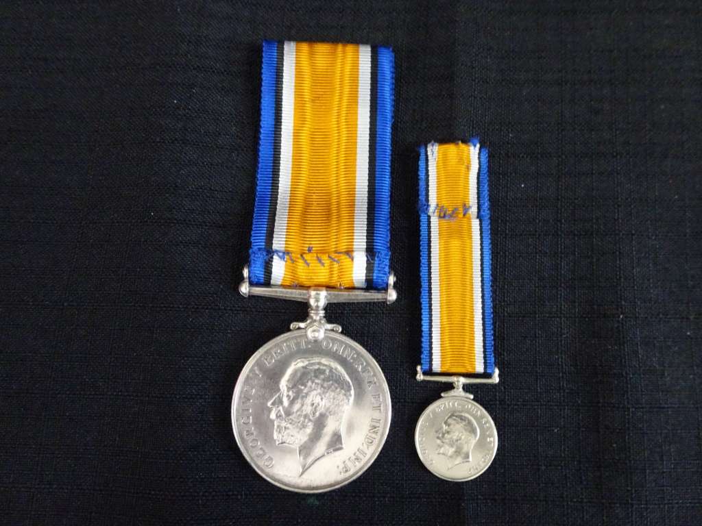 WW1 1914-20 British War Set Of Two Medals (Unnamed)