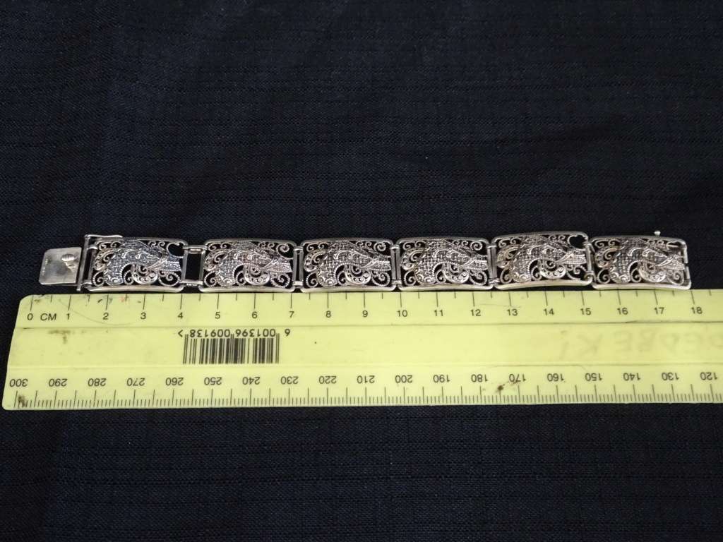 Stunning Silver Germany Bracelet With Beautifull Fine Designs