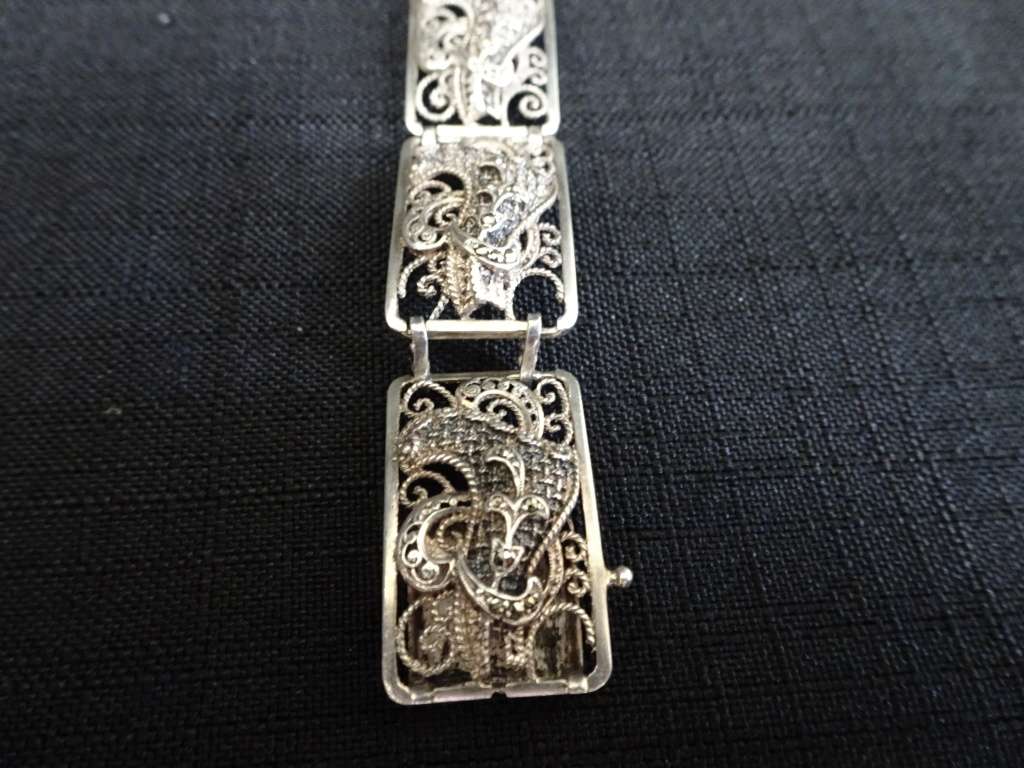 Stunning Silver Germany Bracelet With Beautifull Fine Designs