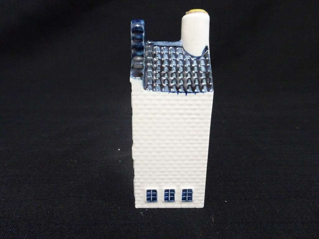 KLM Bols Miniature House no 42 (Cork Still Sealed But No Contents)