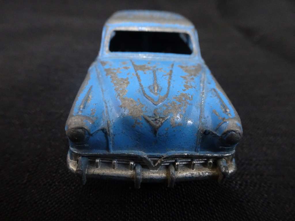 Dinky Toys Studebaker Made In England By Meccano LTD No 72 (L - 10.5cm)
