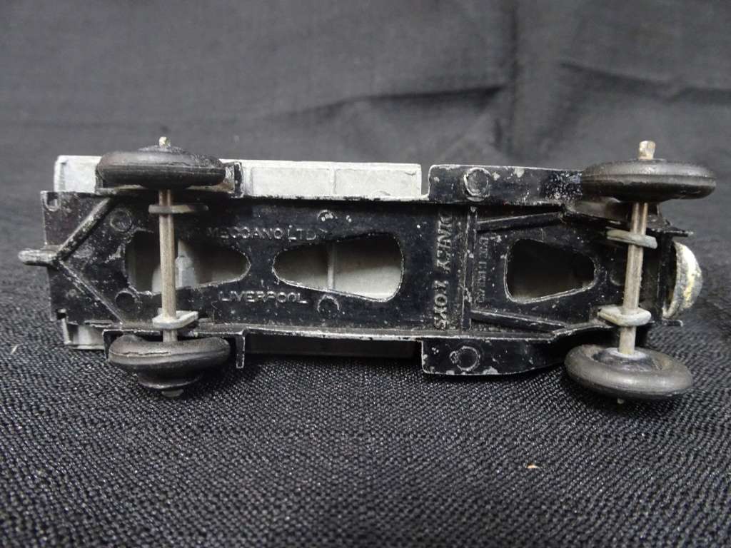 Dinky Toys Liverpool Series Flatbed Truck By Meccano LTD (L - 10.5cm)
