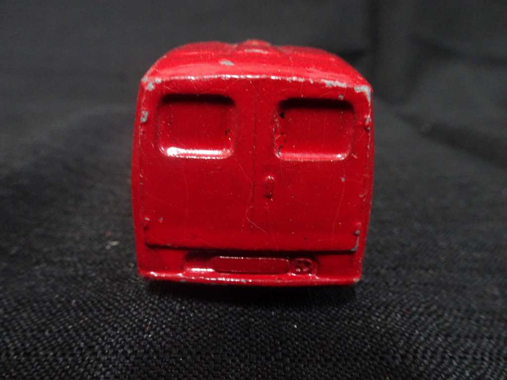 Austin Nestle`s Truck, Dinky Toys Made in England, Meccano (L - 8.5cm)