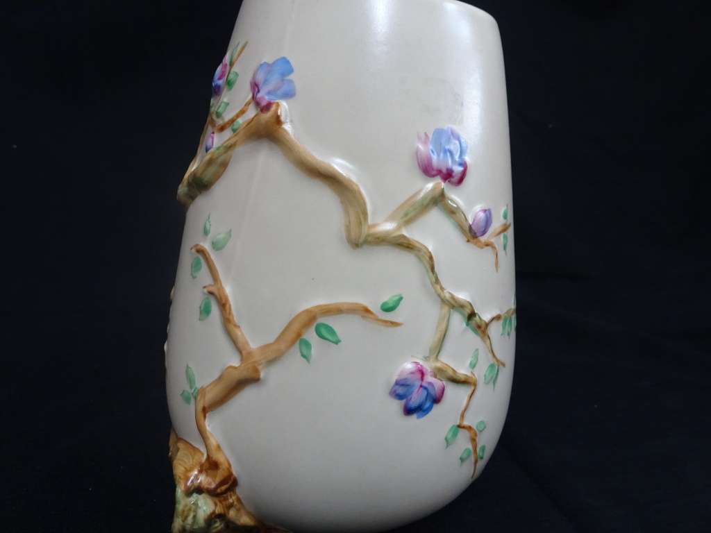 Stunning Vintage 1950`s Clarice Cliff Newport Pottery Indian Tree Pattern Vase Made In England