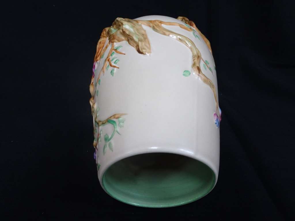 Stunning Vintage 1950`s Clarice Cliff Newport Pottery Indian Tree Pattern Vase Made In England