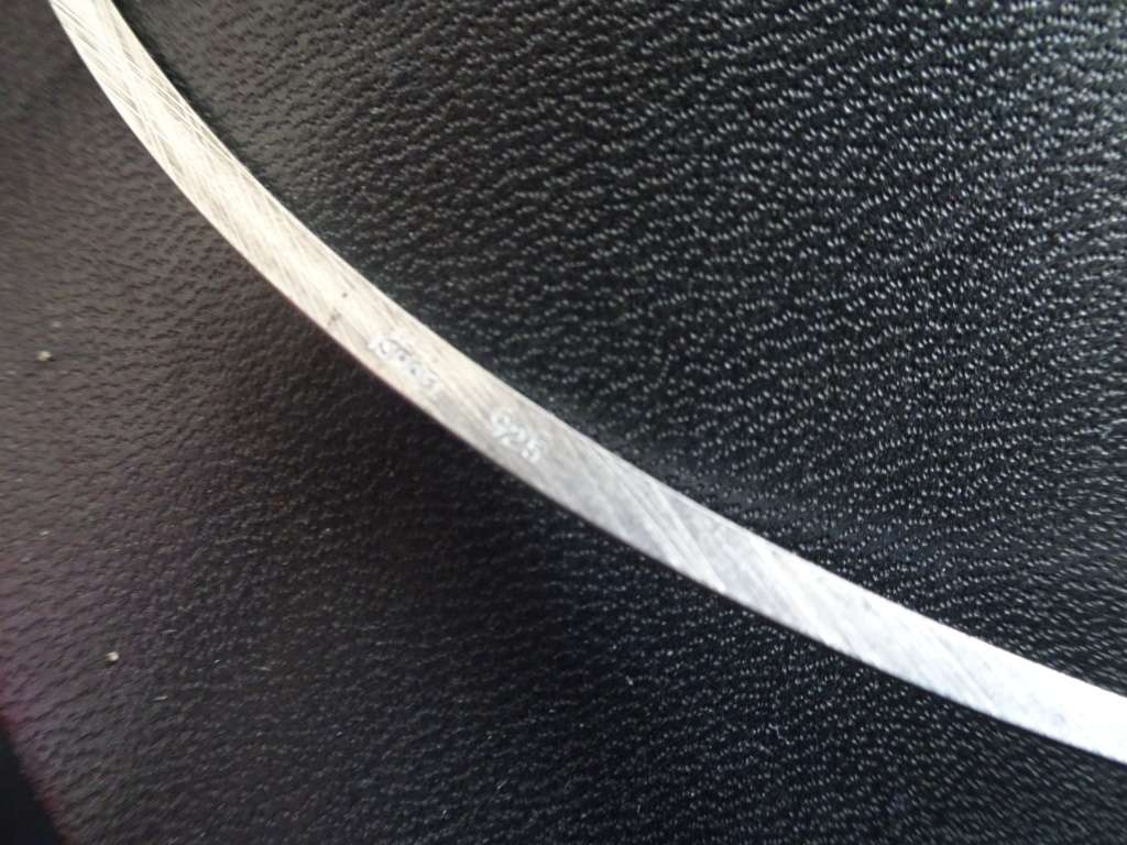 Stunning Israel Sterling Silver 925 Handmade V Shaped Choker Collar Necklace (10 Gram)