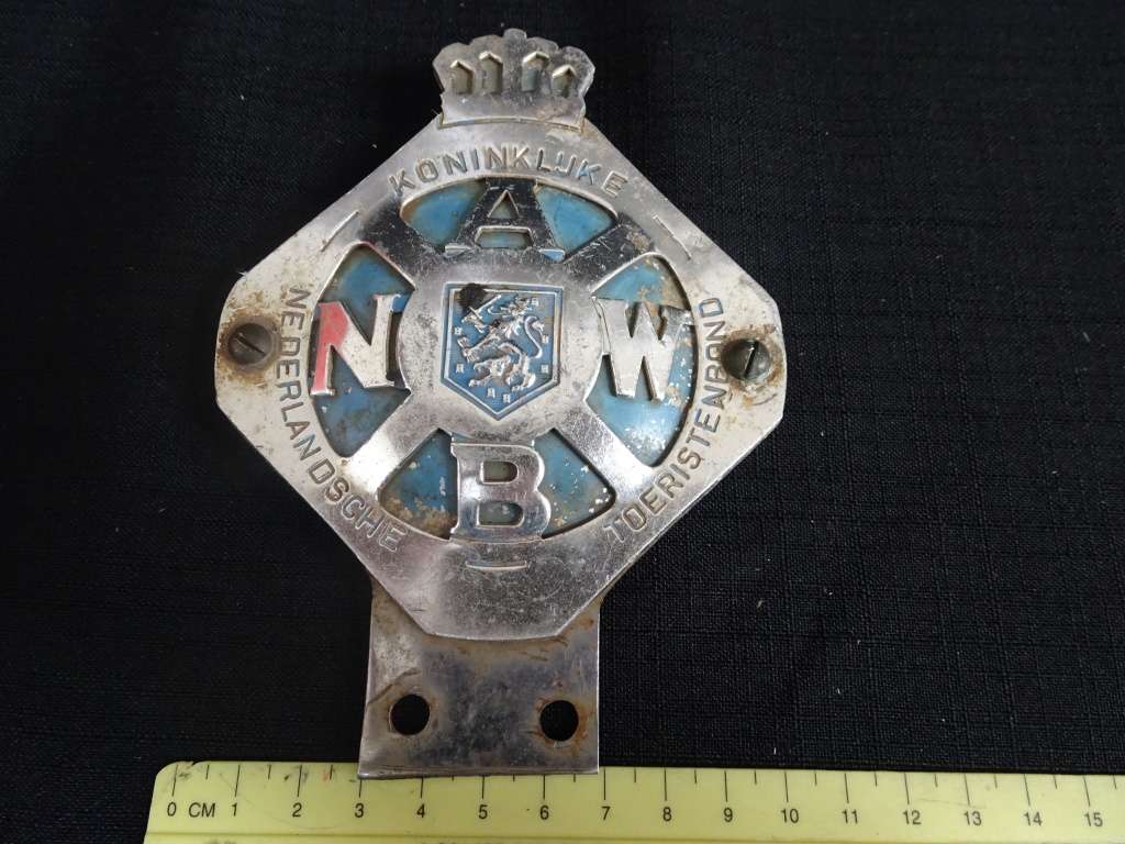 Automobile Auto Car Club Netherlands ANWB The Royal Dutch Touring Club Car Badge (H-13.5cm/B-10.5cm)