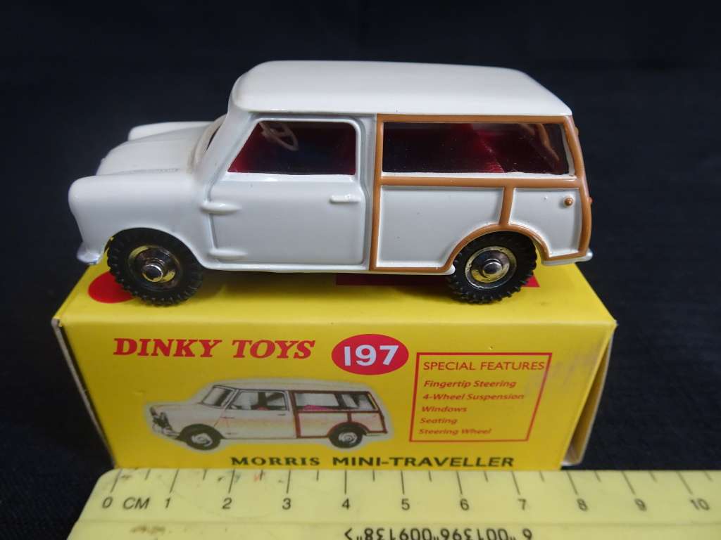 Dinky Toys Morris Mini Traveller No 197 Made By DeAgostine Mattel In Original Box (L : 7cm)