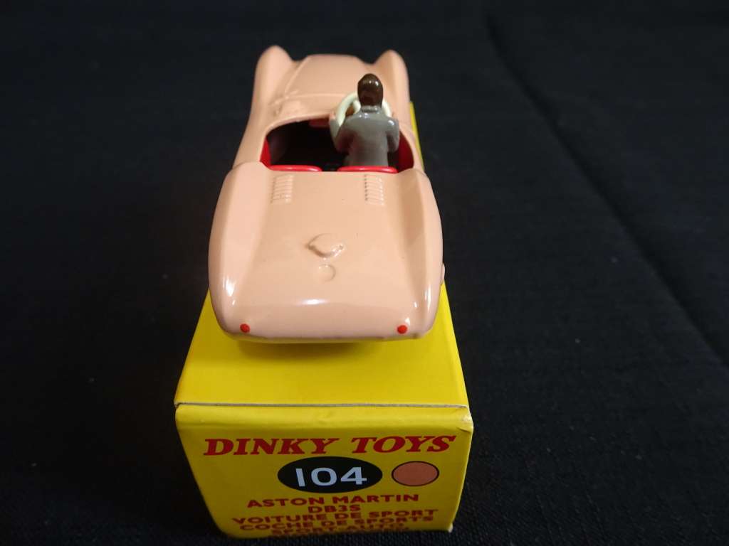 Dinky Toys Aston Martin DB3S No 104 Made By DeAgostine Mattel In Original Box (L : 8cm)