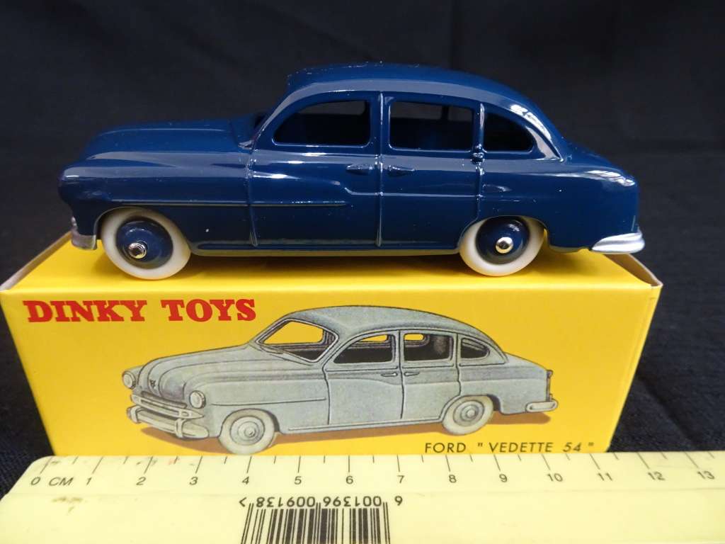 Dinky Toys Ford Vedette 54 No 24X Made By DeAgostine Mattel In Original Box (L : 9.5cm)
