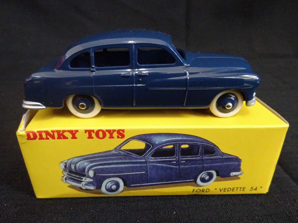 Dinky Toys Ford Vedette 54 No 24X Made By DeAgostine Mattel In Original Box (L : 9.5cm)