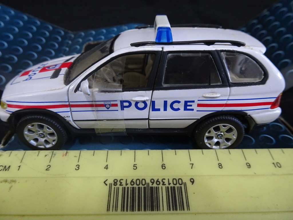 Awesome Vintage Cararama Die Cast BMW X5 Police Car No Box Scale 1:43 (Box Got Some Wear)