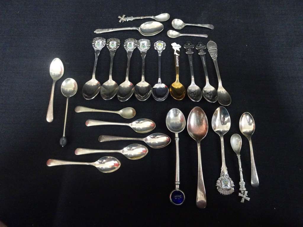 Collection Of Twenty Five Vintage Teaspoons (Relist Item)
