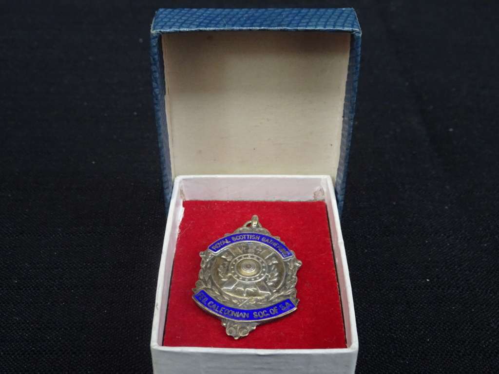 Boxed Vintage Hallmarked Sterling Silver Royal Scottish Gathering Fed. Caledonian Soc. Of SA Medal