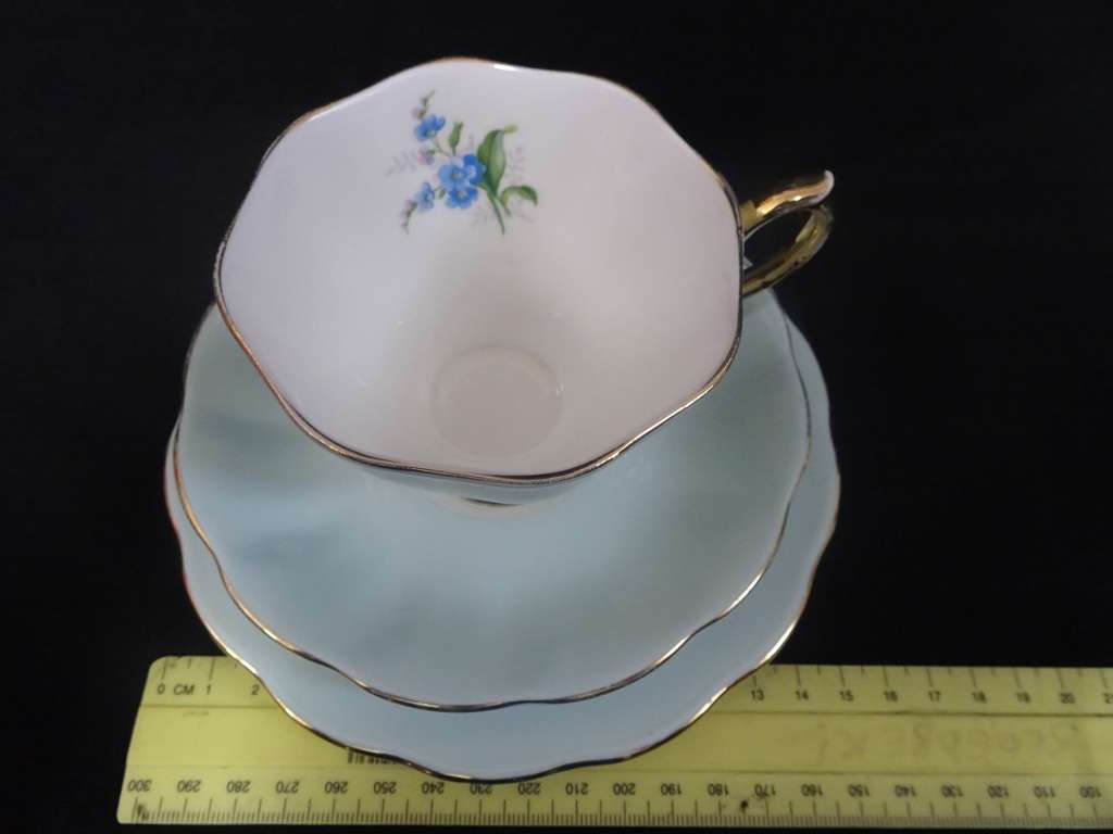 Stunning Vintage Royal Albert Trio Fine Bone China Set Made In England
