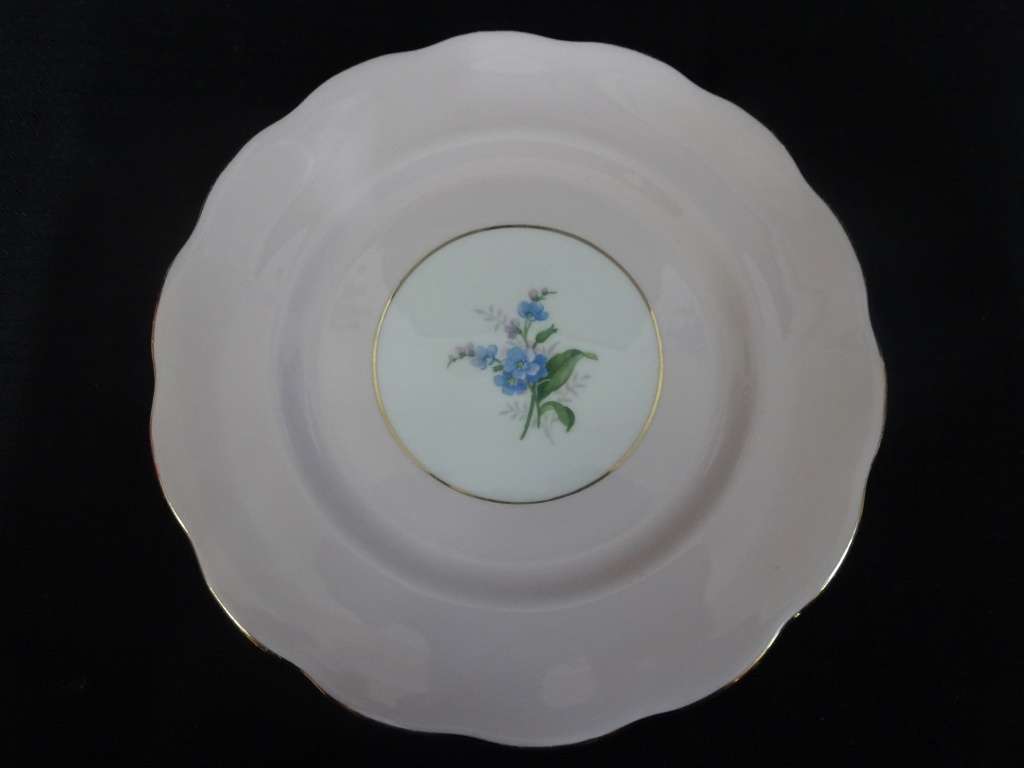 Stunning Vintage Royal Albert Trio Fine Bone China Set Made In England