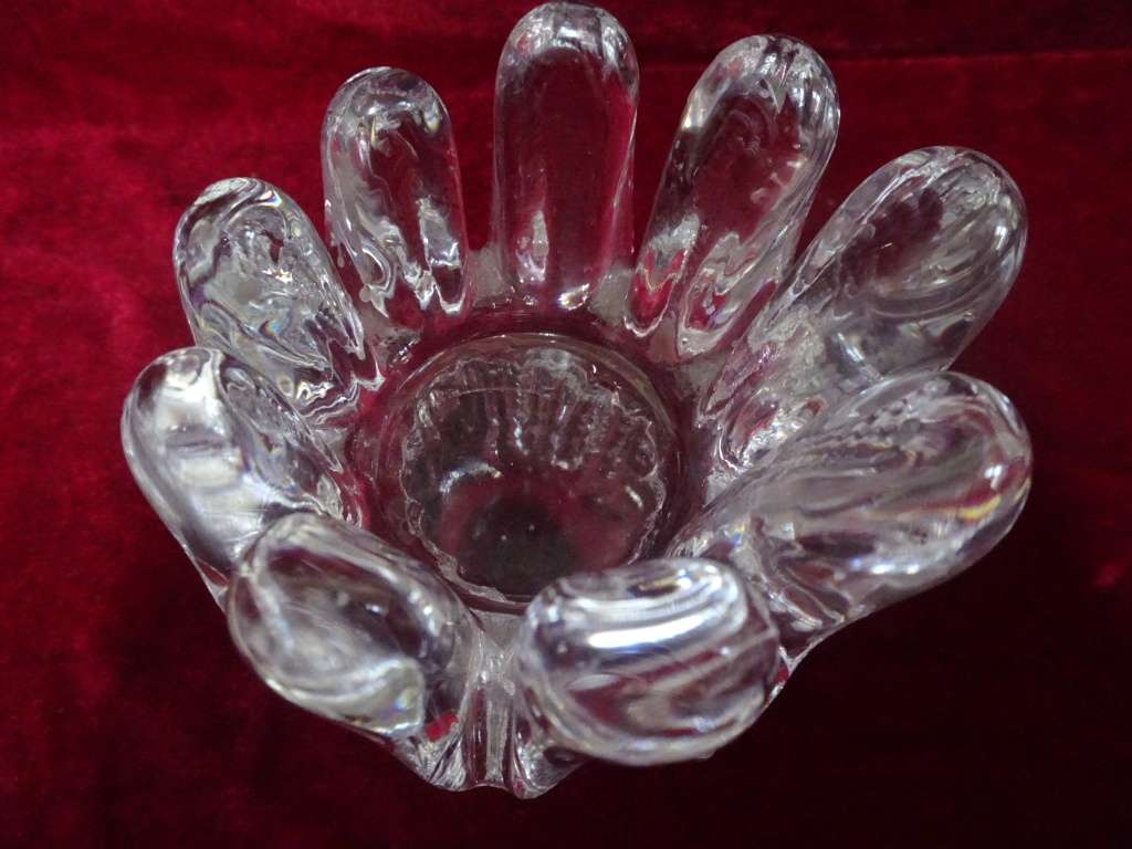 Vintage Kosta Boda Art Glass Sunflower Candle Holder In Excellent Condition