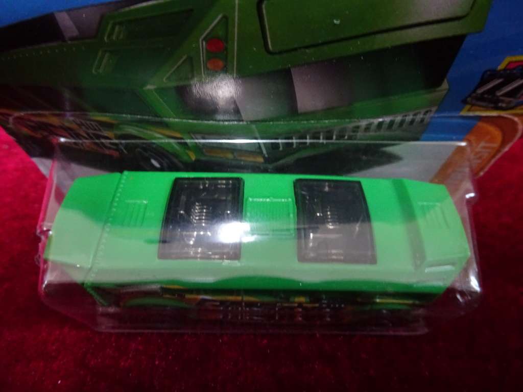 2024 Hot Wheels High Bus #5 Green - Unopened As Shown
